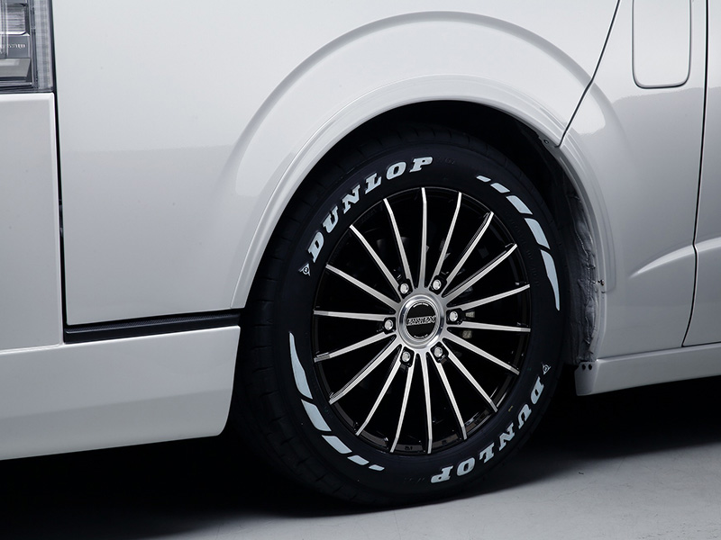 1PC》タイヤホイールセット EF-17 ハイエース用×PARADA 215/60R17C