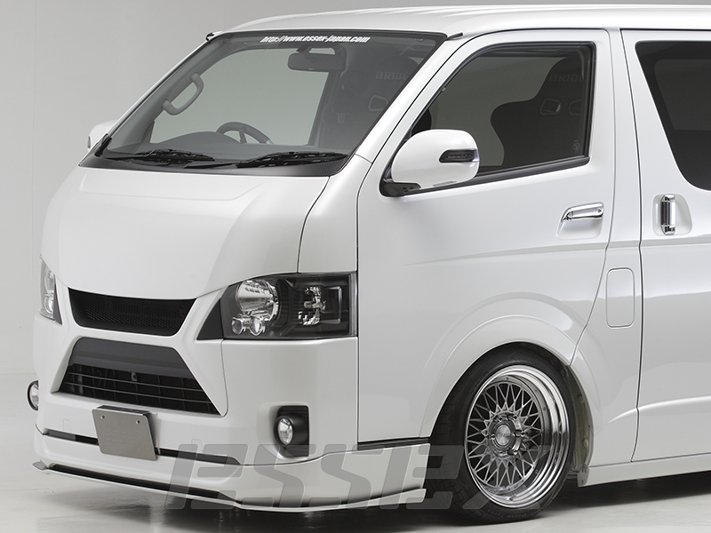 海外純正コーナーパネル 未塗装/070/209 塗装済品 □ハイエース 全年式