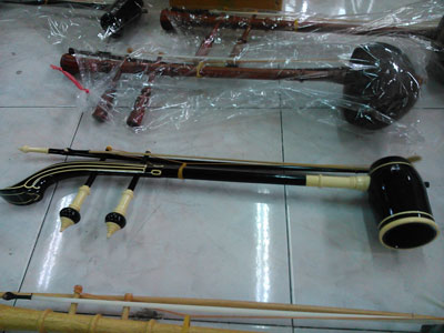 タイ・ソードゥアン - 二胡弦堂