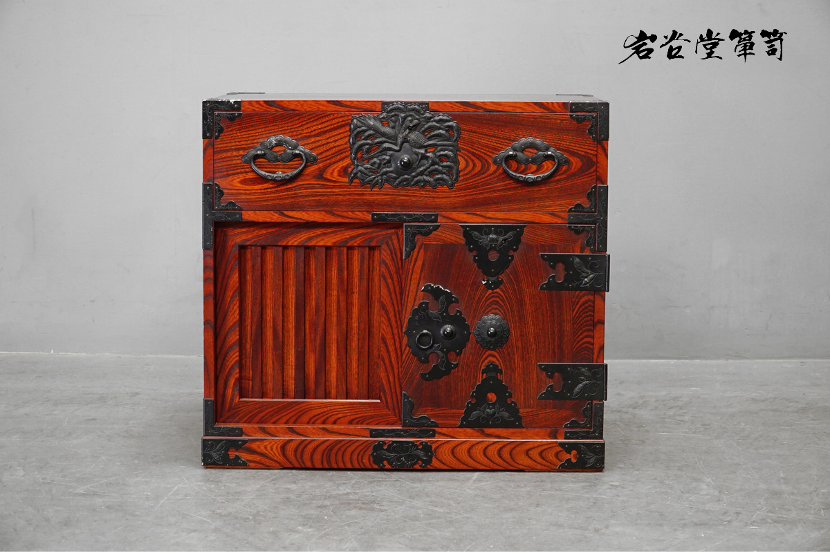 岩谷堂箪笥 小箪笥 帳簿タンス 買取｜伝統工芸の逸品を高価査定｜家具