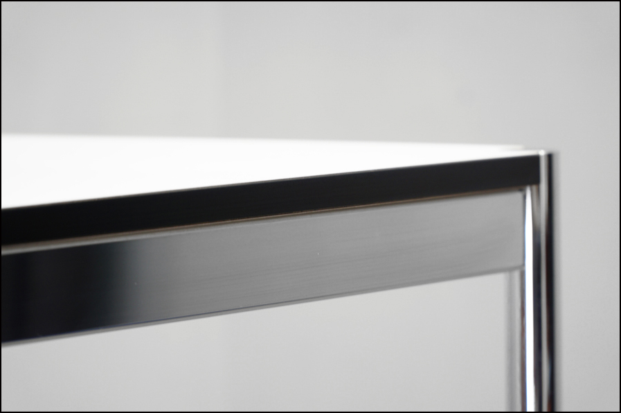 USM Haller Table(USM ハラーテーブル) ダイニング デスク ケーブル