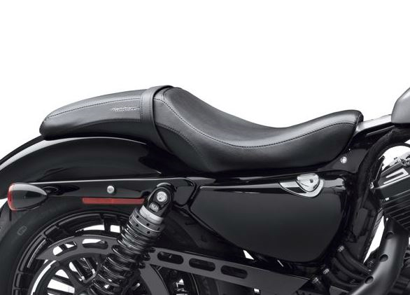 レザーバッドランダーシート - Harley Davidson | アンバーピース