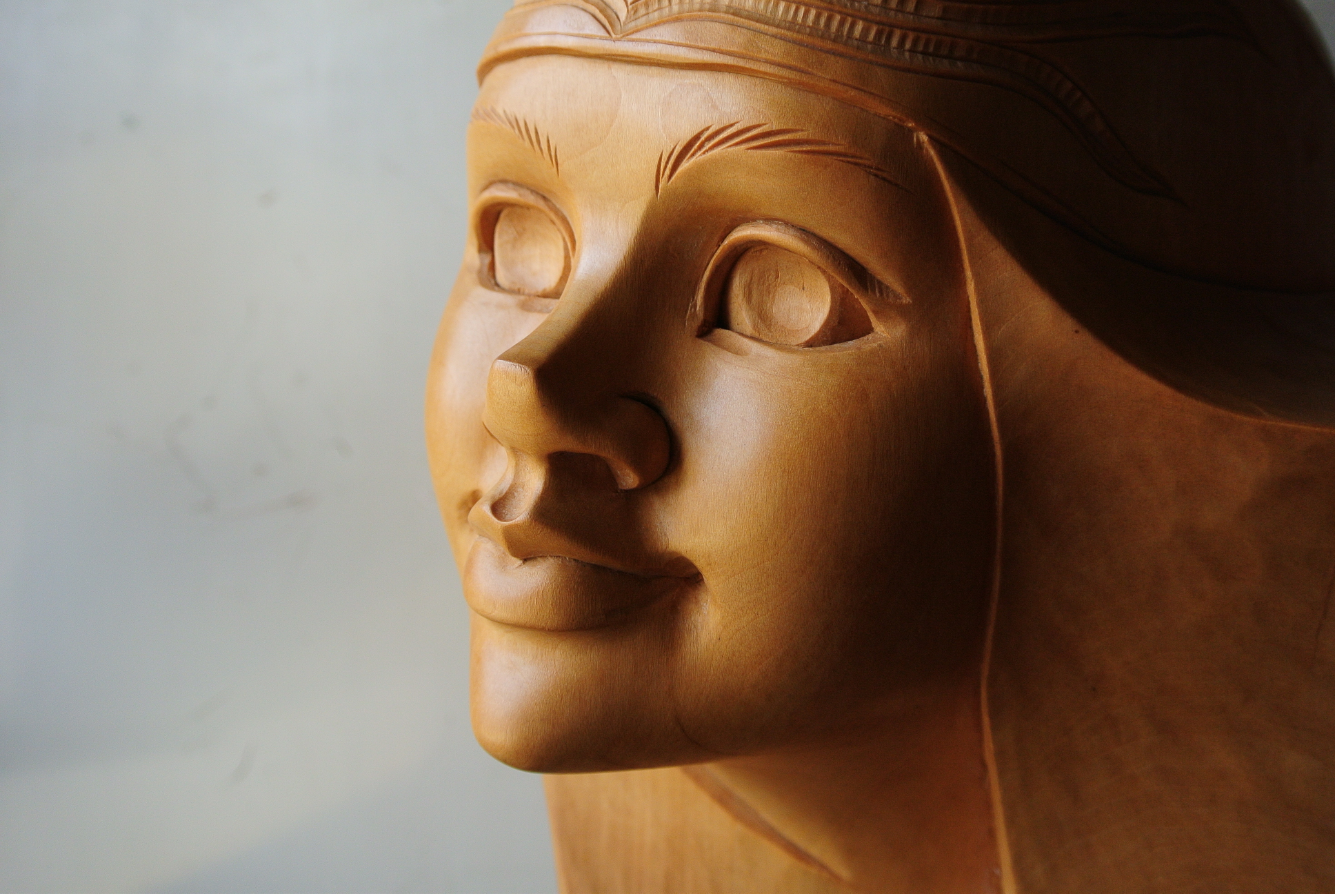 瀧口政満 作 アイヌ・メノコ 胸像 木彫 - アンティーク雑貨・古道具の