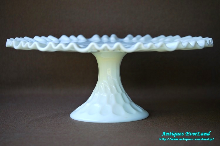ディプレッション ミルク ガラス ホールケーキスタンド 乳白