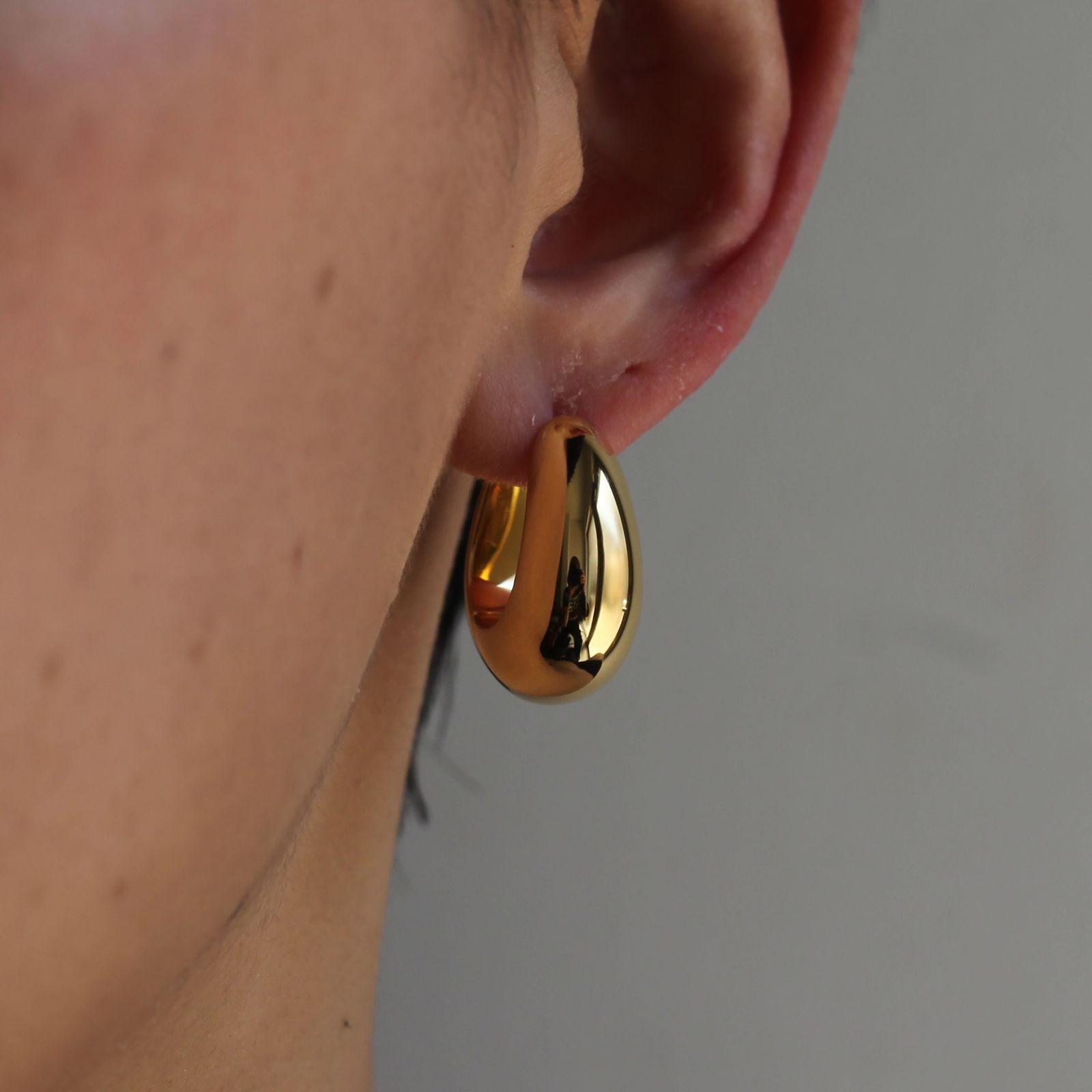 TOMWOOD - 【残り一点】Ice Hoop Medium(GOLD) | ACRMTSM ONLINE STORE