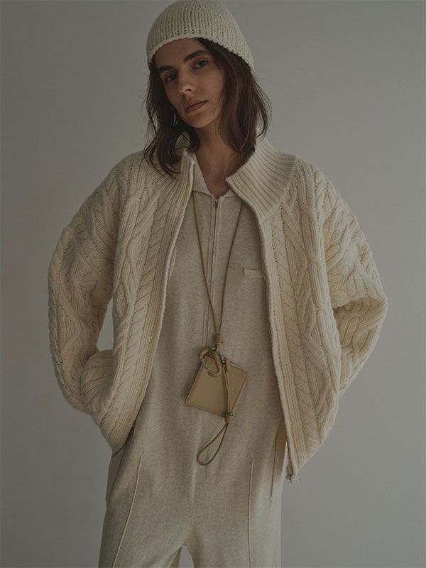 ETRE TOKYO - レザーコードカラビナスクエアパース (BEIGE) | ADDICT