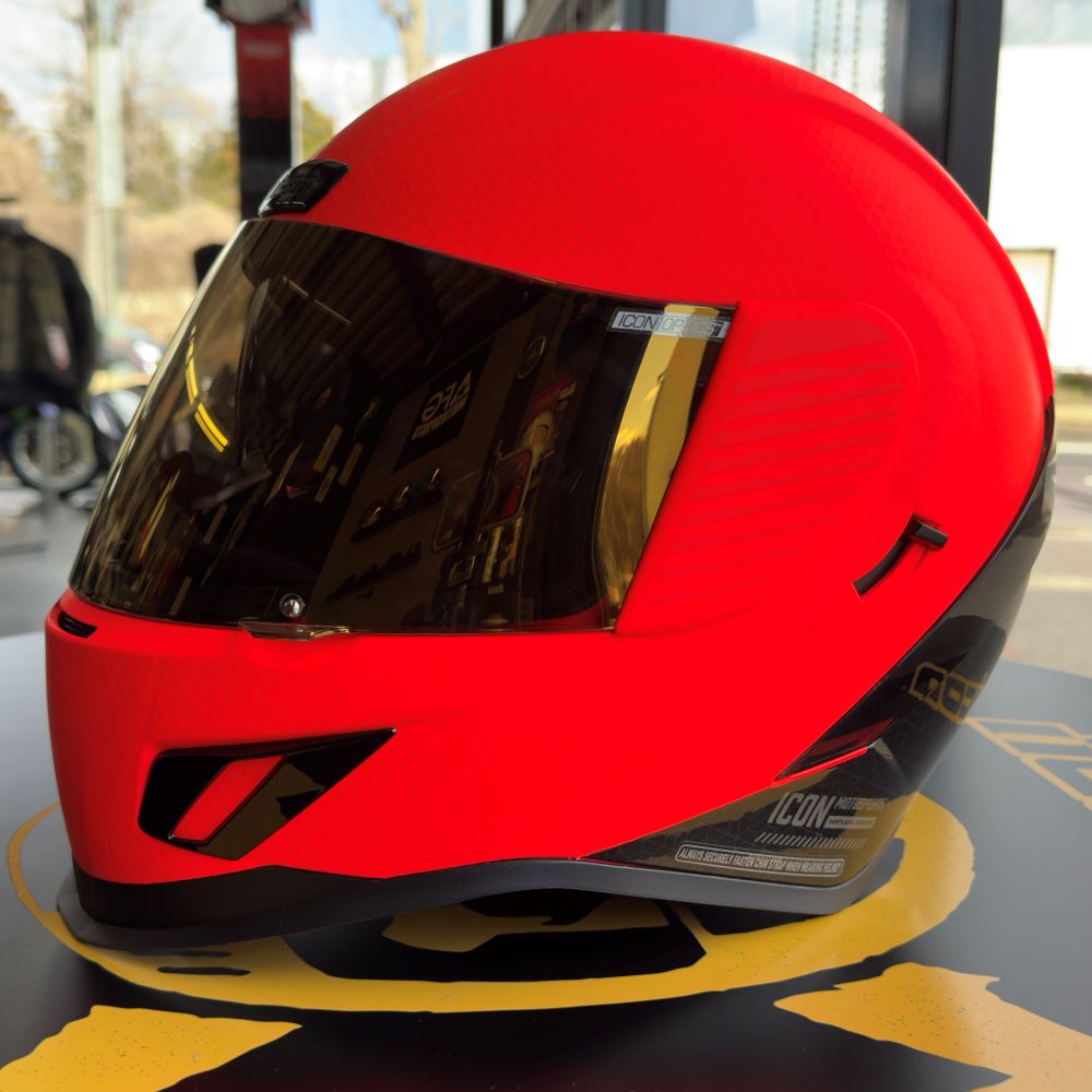 ICON(アイコン)ヘルメット AIRFORM COUNTER STRIKE RED