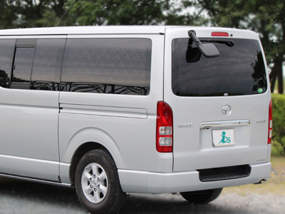 マルチシェード|アイズの高断熱サンシェード|ハイエース 200系 6～8