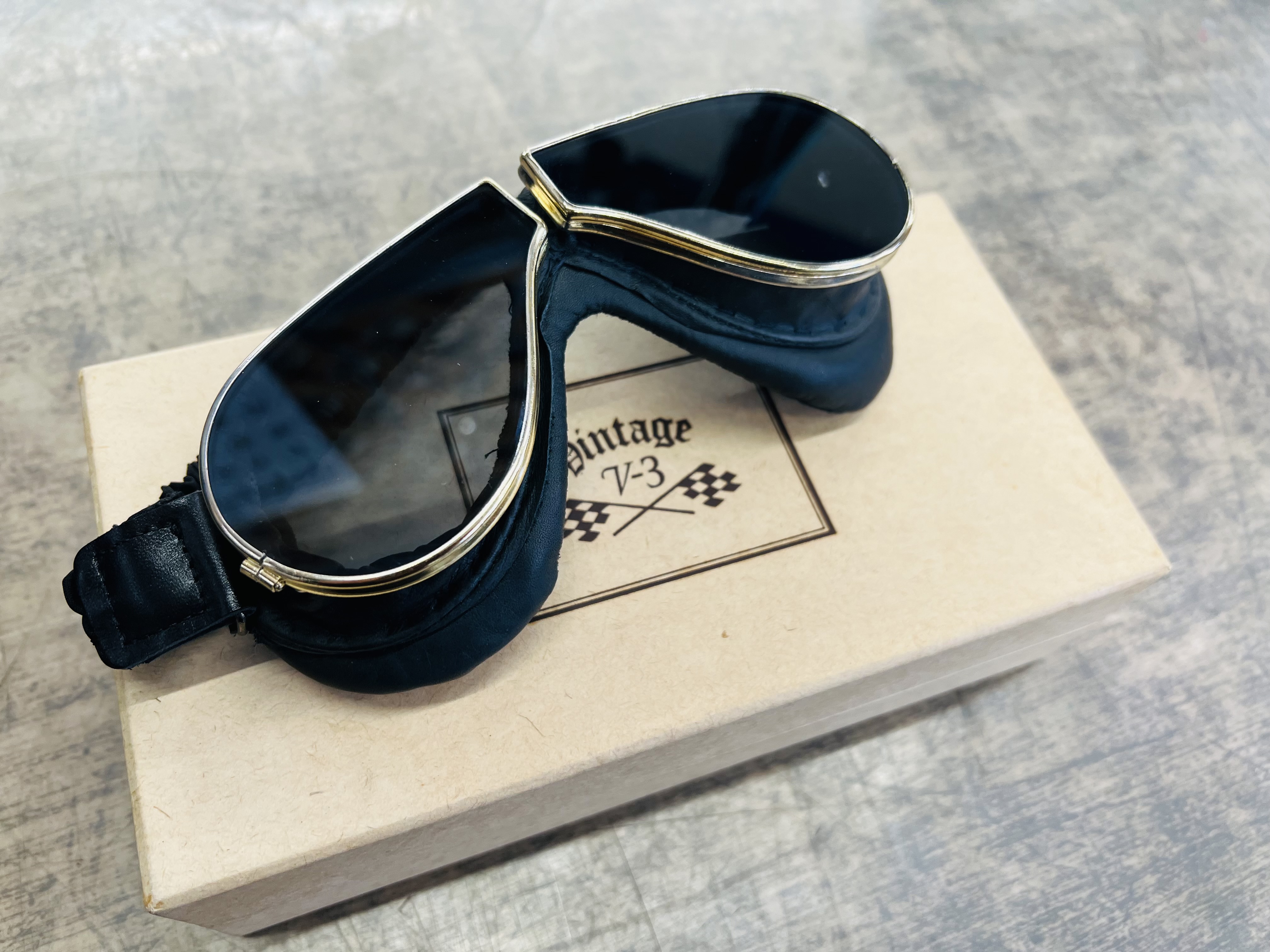 SWANSスワンズ ビンテージゴーグル V3 買取致しました｜愛品館千葉店