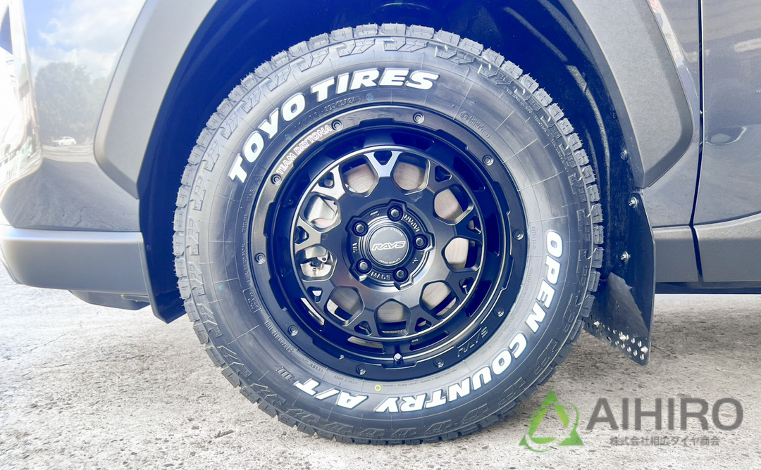 トヨタ RAV4ににおすすめ！RAYSのTEAM DAYTONA M9+とトーヨータイヤの