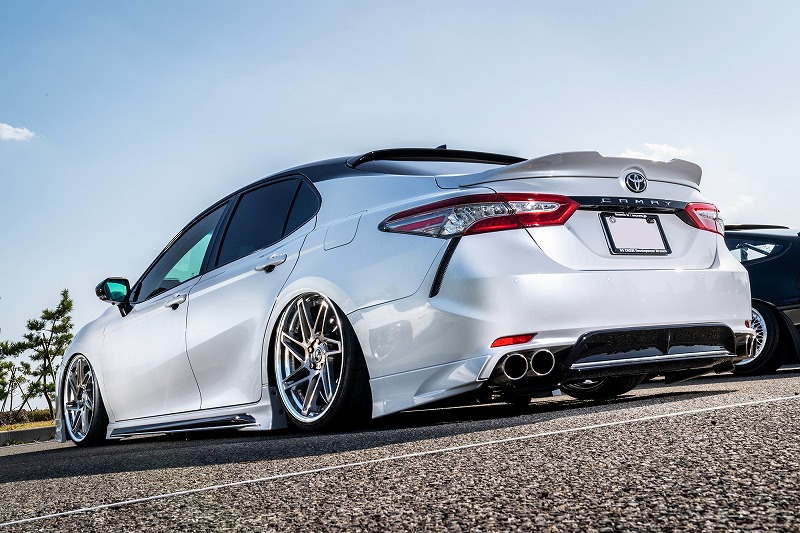 スタンスマガジン掲載＞現行カムリをバッグド TOYOTA CAMRY | airforce