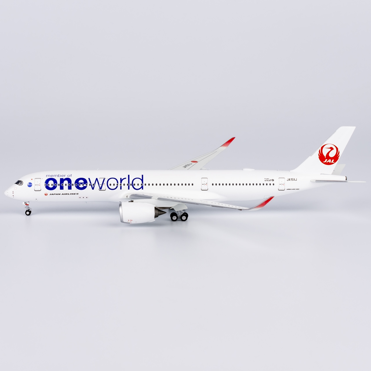 NG39093 Japan Airlines (JAL) A350-900 “oneworld” JA15XJ – Airplane
