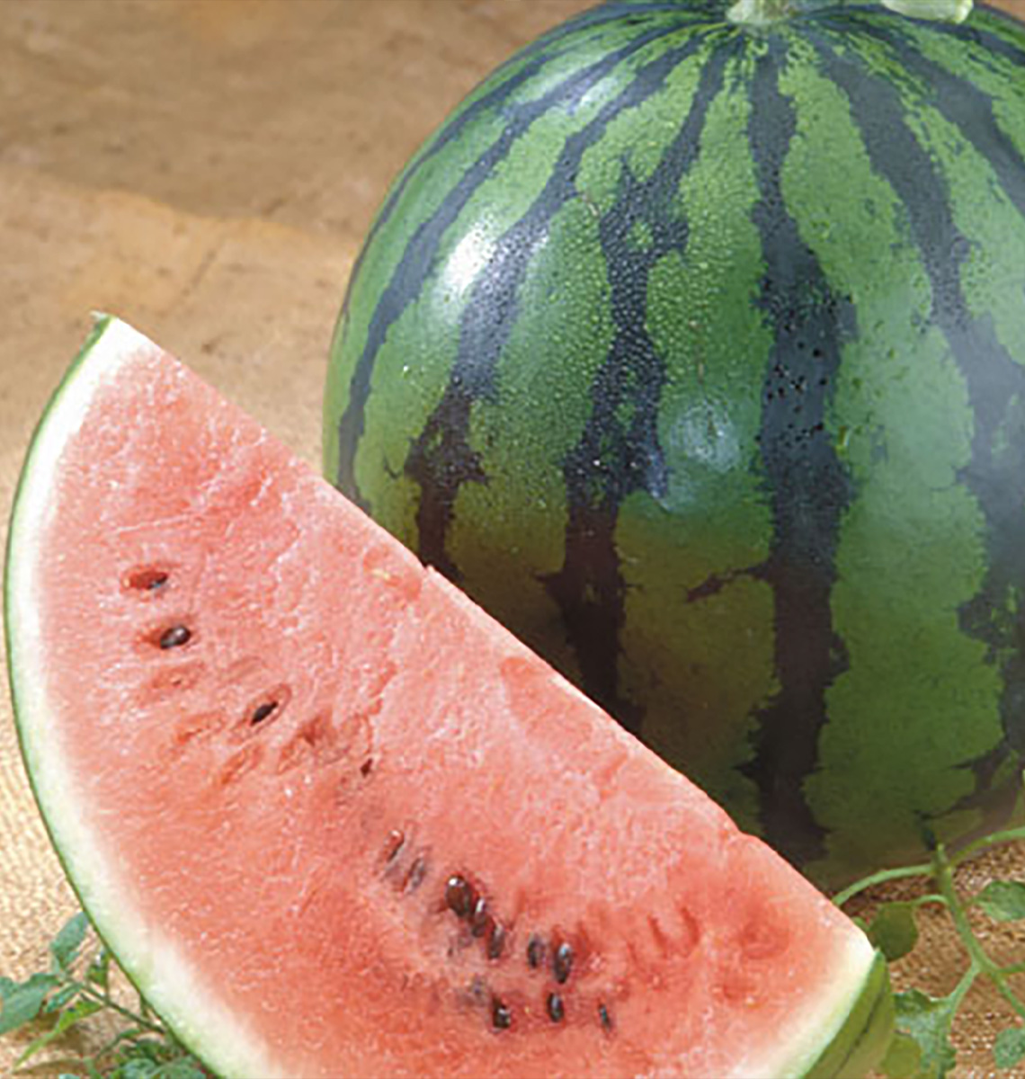 新潟青果市場「愛菜園倶楽部」｜新潟県 魚沼産 大玉西瓜【八色西瓜