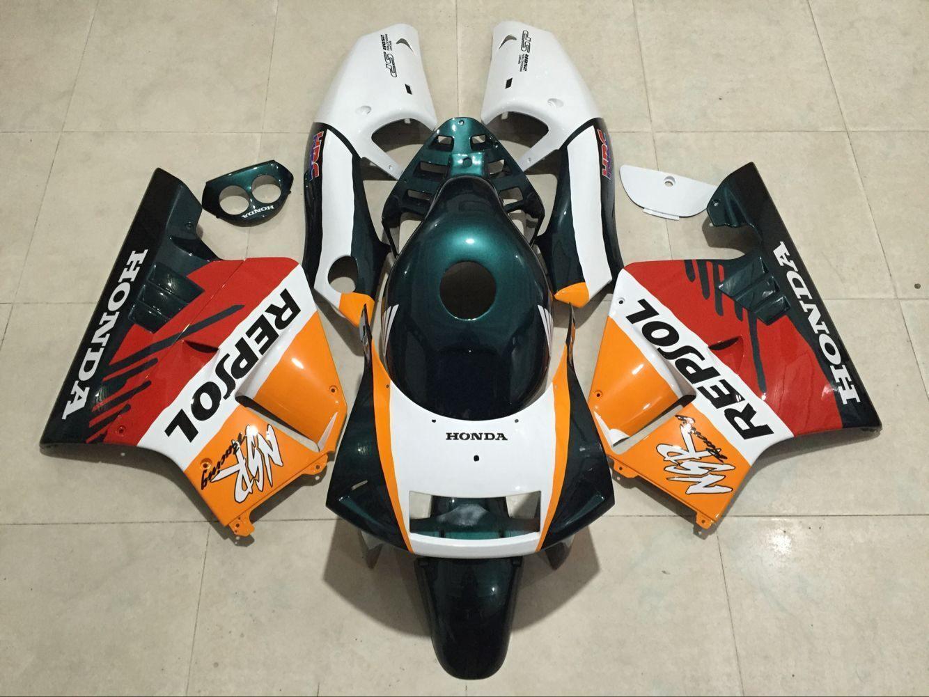 HONDA NSR250R SP REPSOL MC28 1996外装カウル フルセット 塗装済み