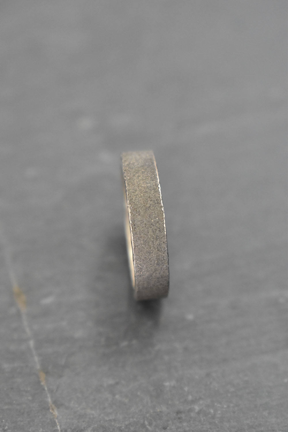 iolom - Stone Ring | ALTRA