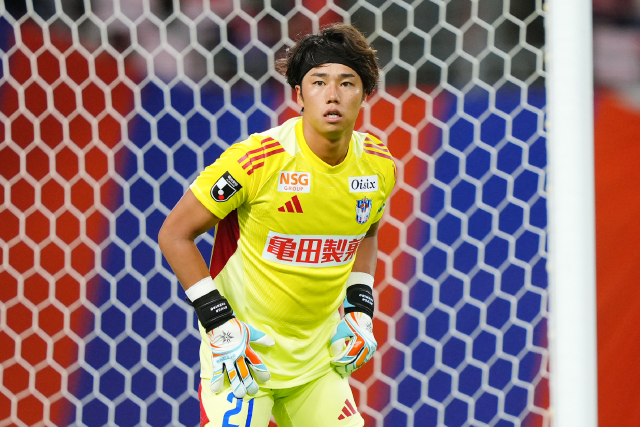 第2弾】「直筆サイン入り！2025実使用 FP2ndユニフォーム、GK