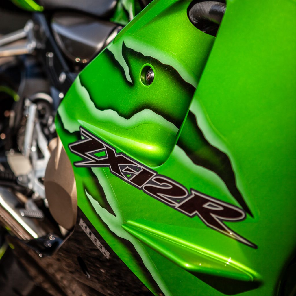 Kawasaki ZX-12R Ninja - Apex 66
