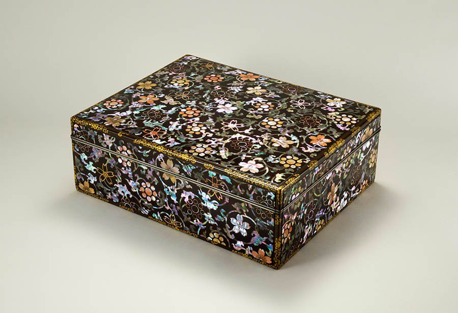 令和6年度 夏季展 Come on！九曜紋 ―見つけて楽しむ細川家の家紋― | 永