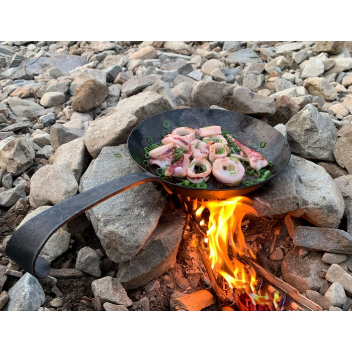 Millio 鍛造フライパン 20cm ショート 取寄品 - 大工道具・金物の専門