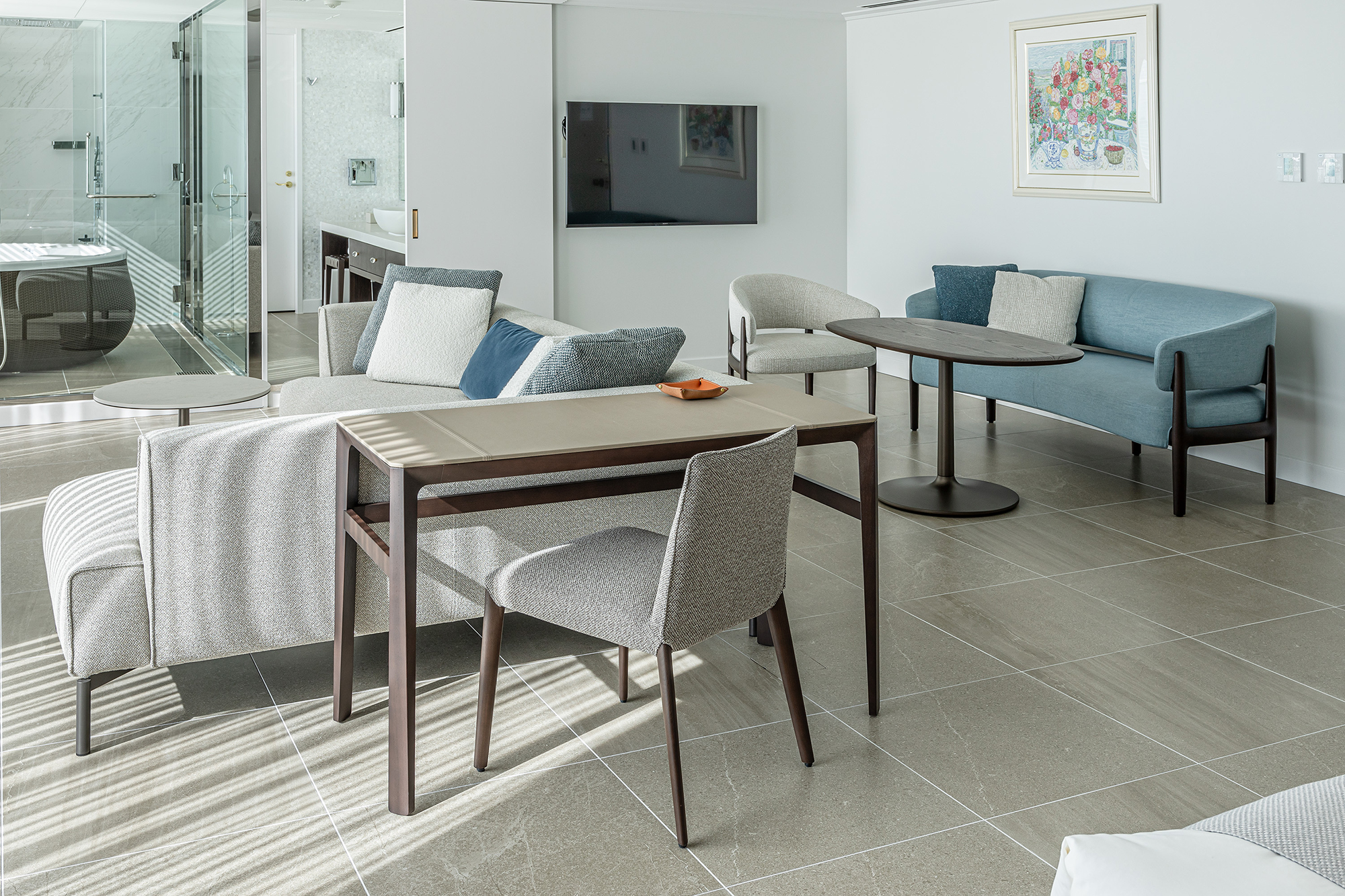 葉山ホテル音羽ノ森はarflex（アルフレックス ジャパン）が手掛けた