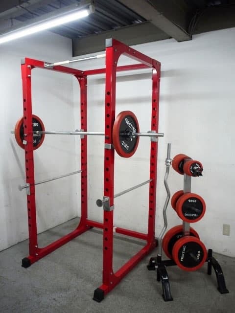 神奈川県 川崎市にて ファイティングロード パワーラック /バーベル