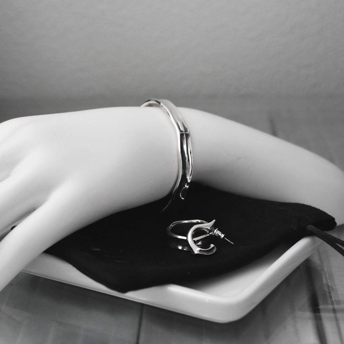 クロス デザイン シルバー925 バングル【cooldust | クールダスト