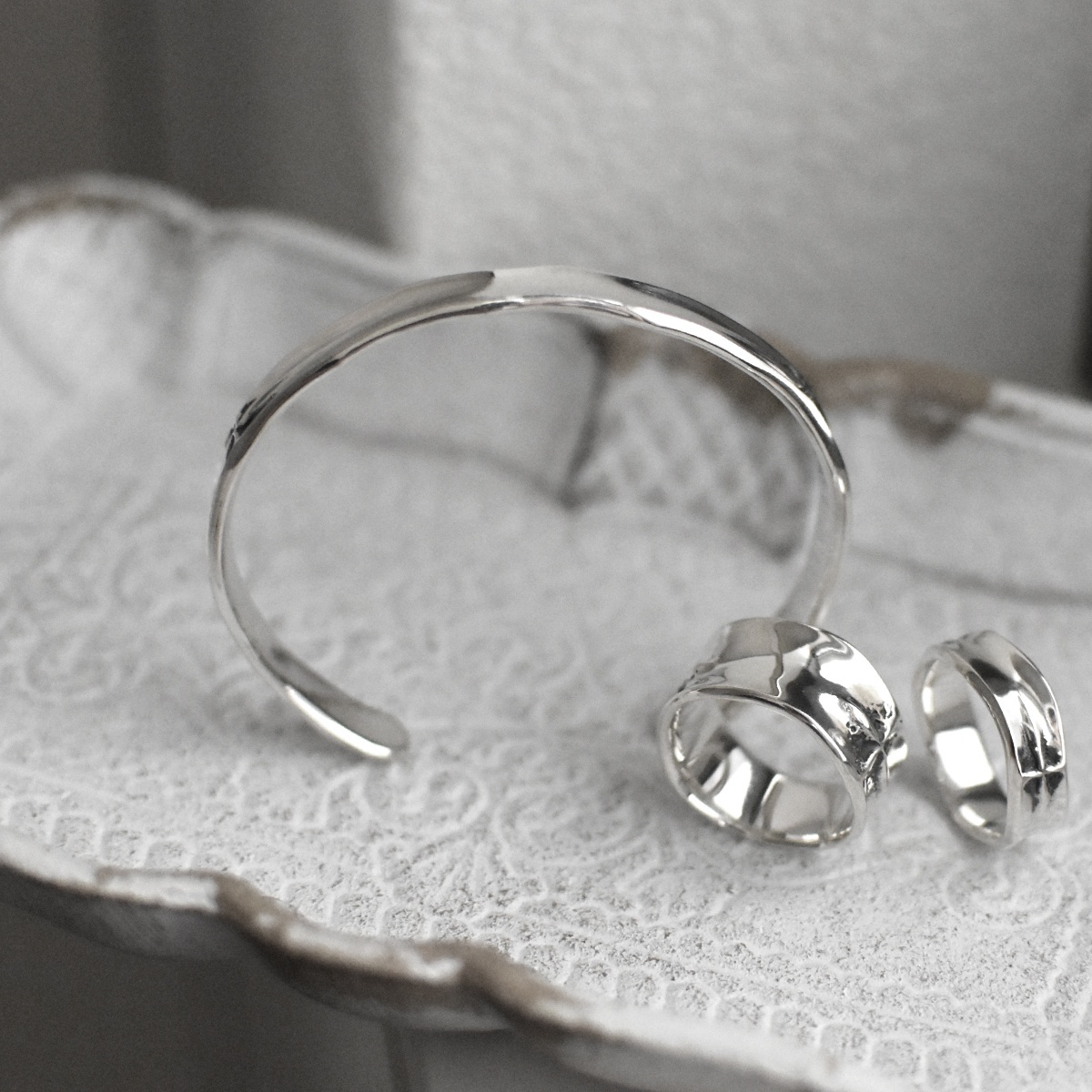 クロス デザイン シルバー925 バングル【cooldust | クールダスト