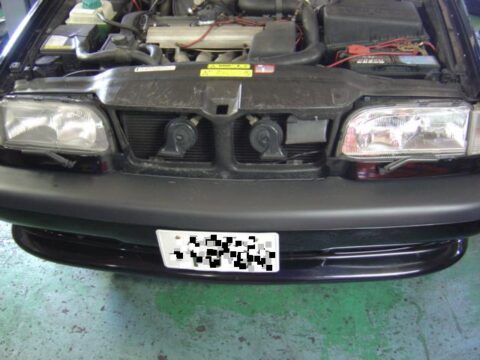 ボルボ850 ヘッドライトリフレクター再メッキ | ボルボ専門店