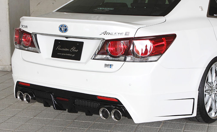 クラウン210系用トランクスポイラー エクスクルーシブゼウス(Prussian