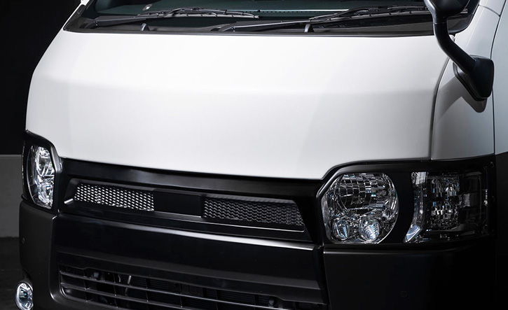 ハイエース4型以降(標準ボディ)用ボンネット エクスクルーシブゼウス