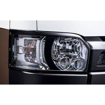 ハイエース4型以降用ヘッドライトガーニッシュ エクスクルーシブゼウス