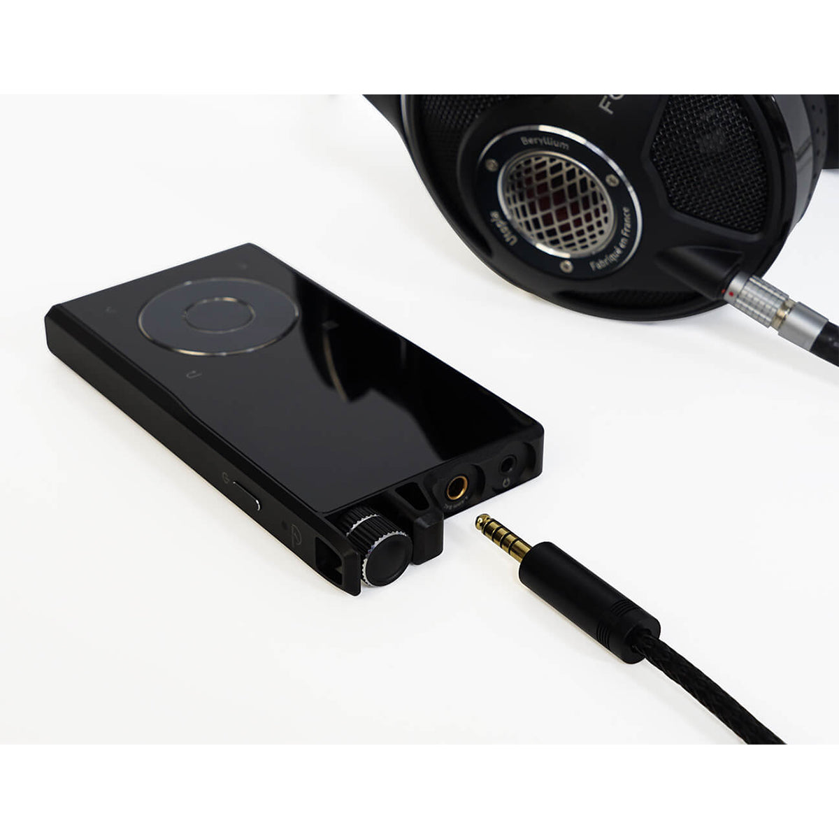 Questyle QPM Portable Music Player – Audio Advice