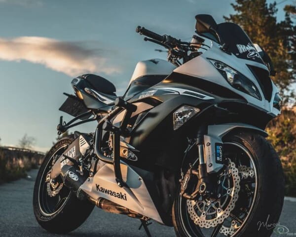 ZX-6R(09-23) 倒れても傷つかないスタントケージ｜AxxL