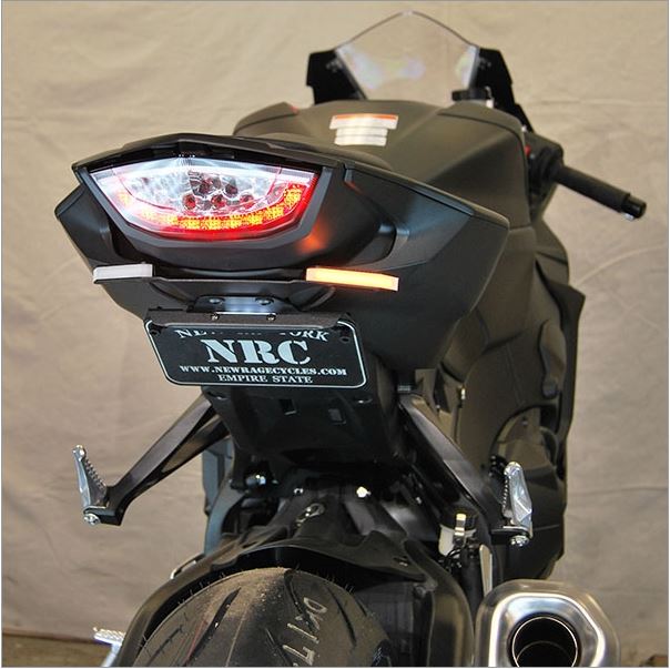 NRC製 CBR 1000RR (17-) 用ウインカー内蔵フェンダーレス｜AxxL