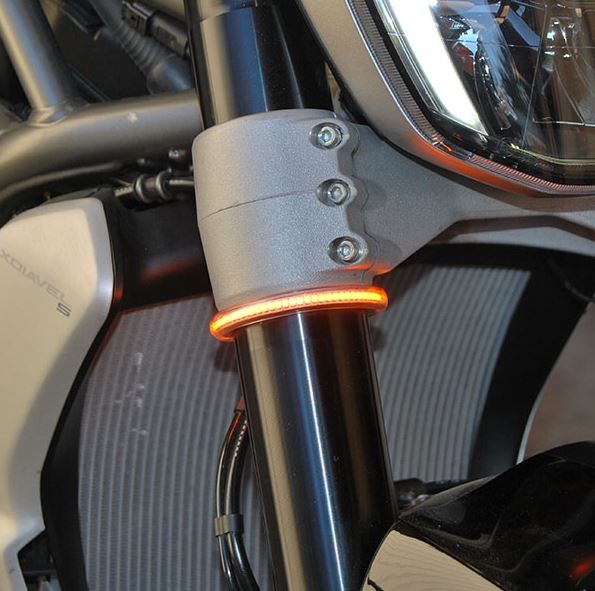 NRC製 フロントフォーククランプ LEDウィンカー｜AxxL