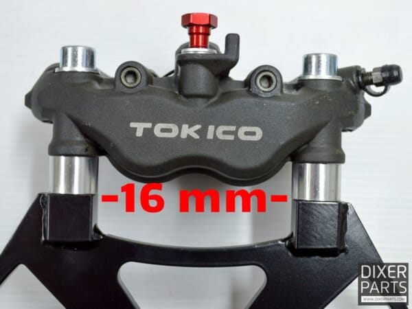 ZX-6R (05-18)用 DIXER PARTS トリプルキャリパーブラケット｜AxxL