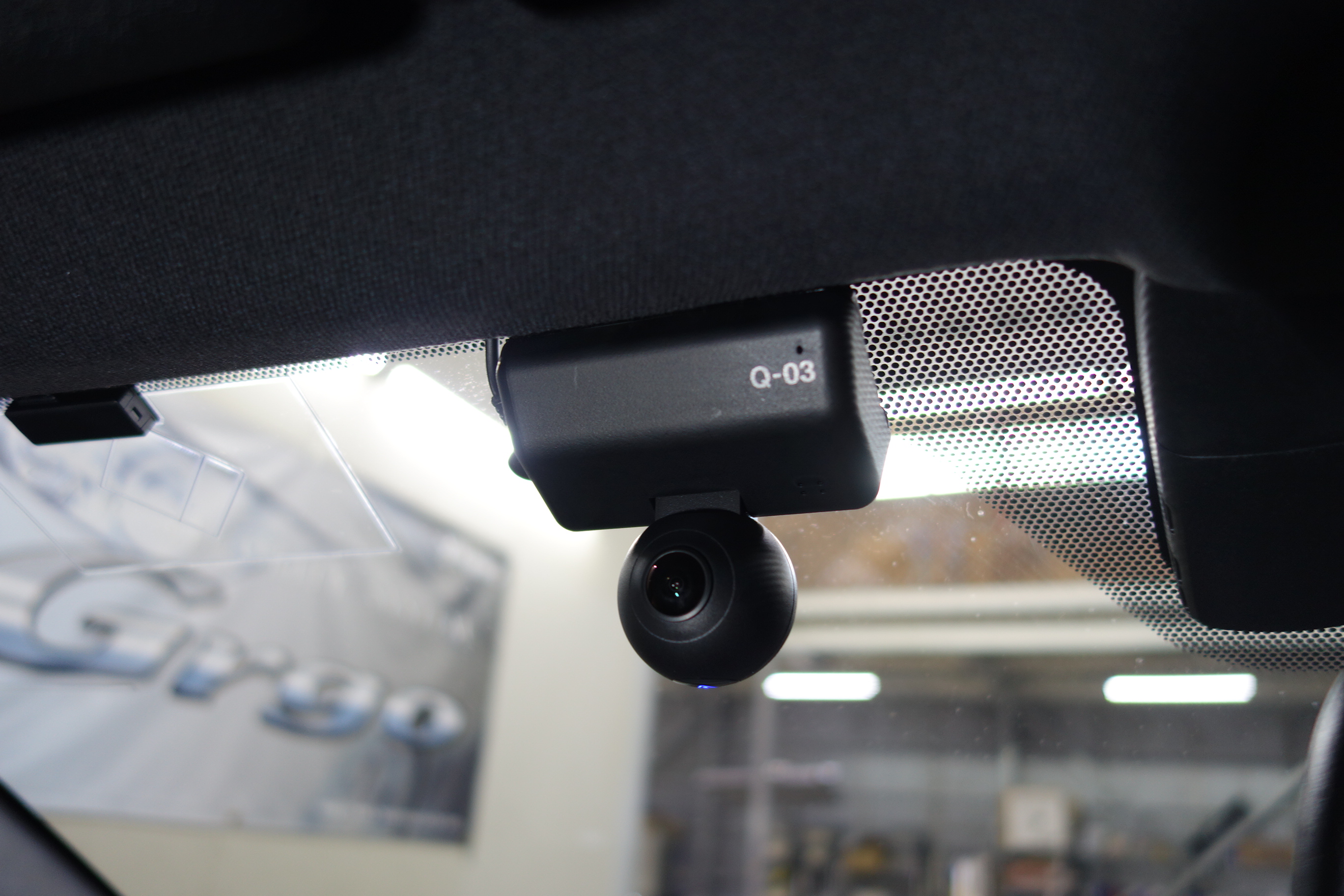 全方位カメラで側方録画もOK！ユピテルmarumie Q‐03をC-HRに取付け