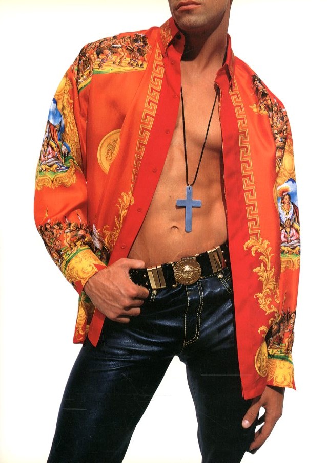 VERSACE SIGNATURES / 著：ジャンニ・ヴェルサーチ | 小宮山書店