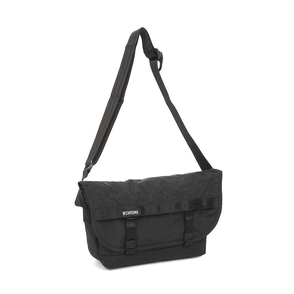 クローム クーリエ フラップ メッセンジャー 6L CHROME COURIER FLAP
