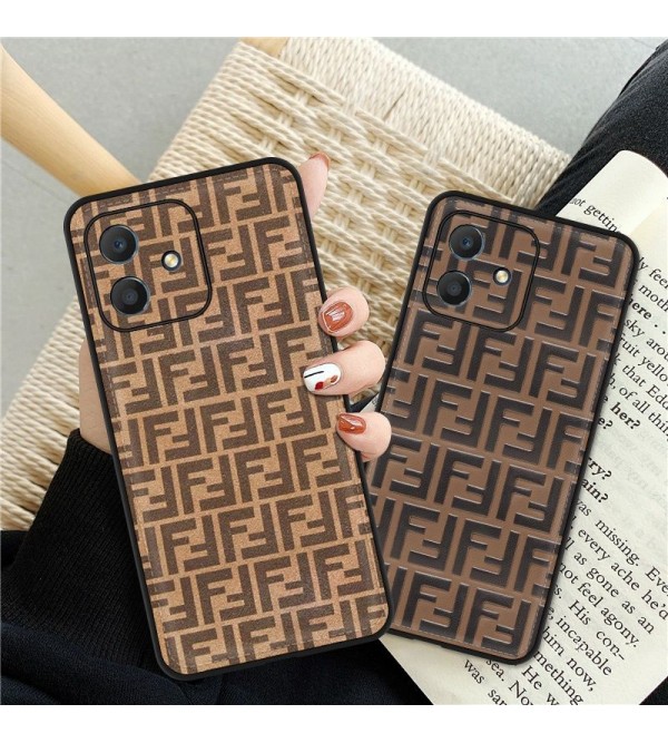 ブランド iPhone 14/15/14 pro max/SE3ケース フェンデイ アイフォン15