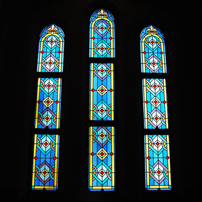 日本聖公会 大宮聖愛教会 | ステンドグラスバロック