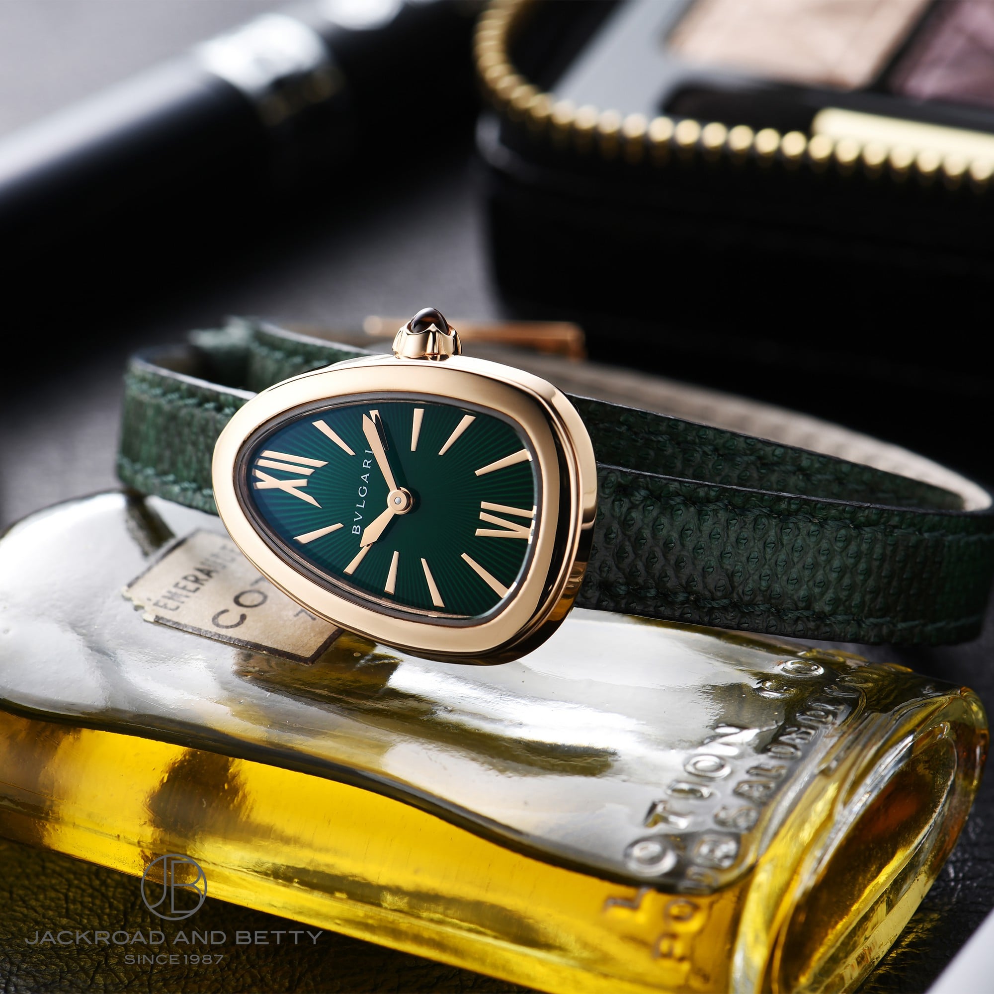 セルペンティ[SPP27C4PGL] Serpenti | ブルガリ レディース 新品 時計