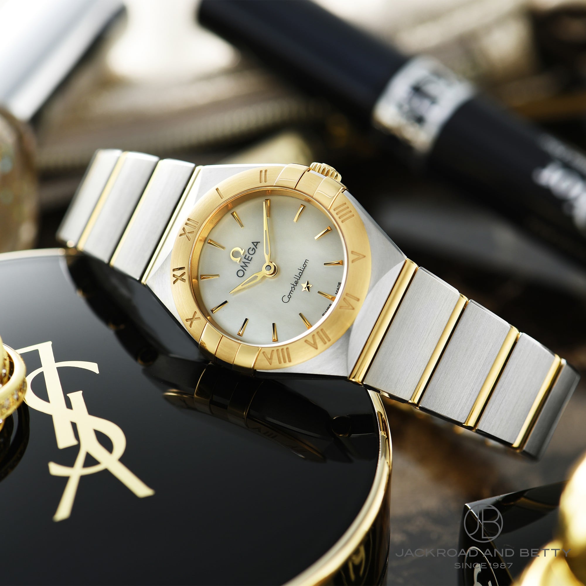 コンステレーション マンハッタン ブラッシュクォーツ[131.20.25.60