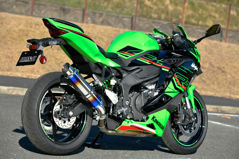 R-EVO2 ヒートチタン スリップオン：ZX-4RR / ZX-4R SE：2023〜：政府