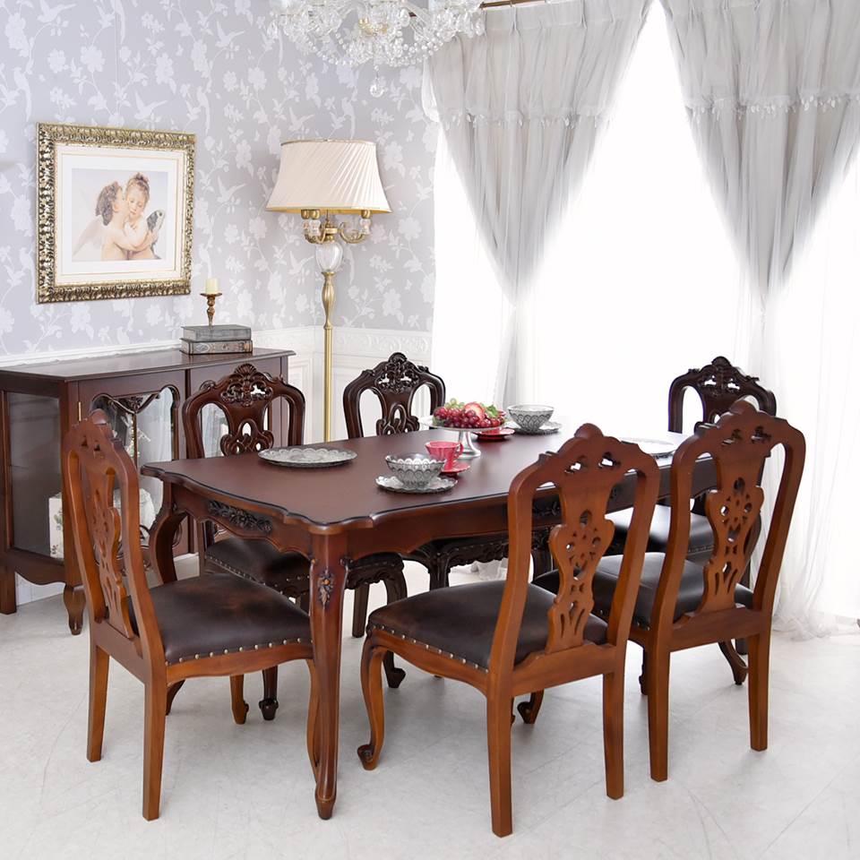 お取り置きとなりました 英国アンティーク ゴブラン織 椅子 テーブル