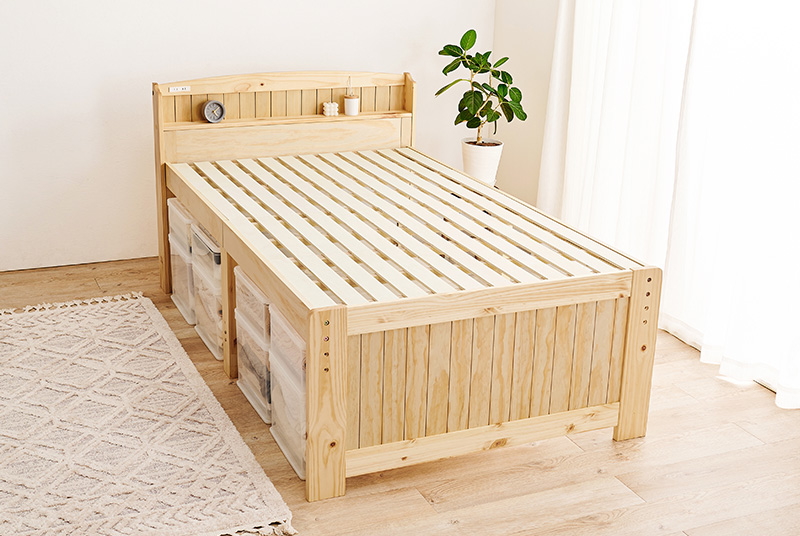 快適ベッド生活 - 棚・コンセント付き 天然木の温もりあふれる