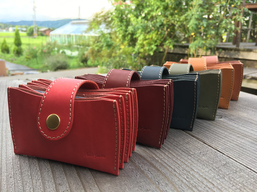 BELL'S SQUARE（ベルズスクエア） …本革ジャバラカードケース たくさん