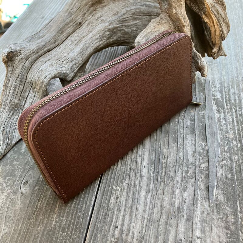 BELL'S SQUARE（ベルズスクエア） …【ツキノワグマレザー】ラウンド