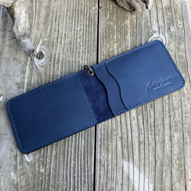 BELL'S SQUARE（ベルズスクエア） … 【ツキノワグマレザー】熊革 二