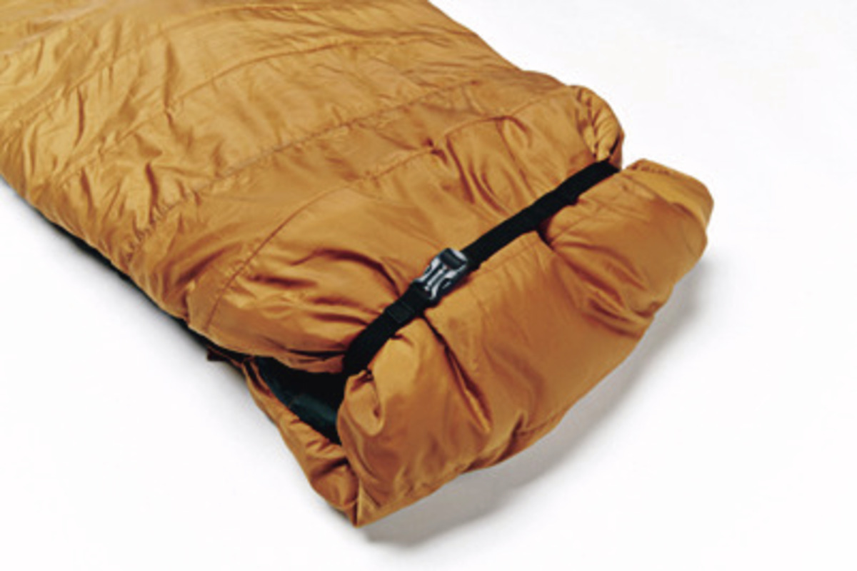 ISUKA（イスカ）／アルファライト 700X | 道具・ギア 【BE-PAL